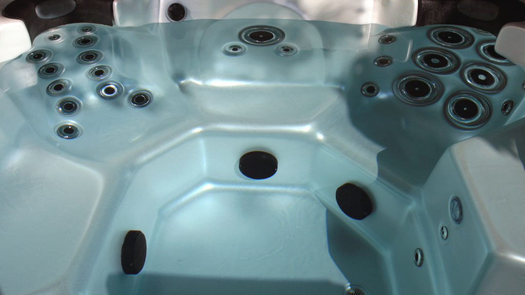 small hot tubs1
