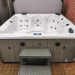 atlantis hot tub