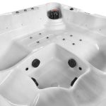 ivy beach iv hot tub