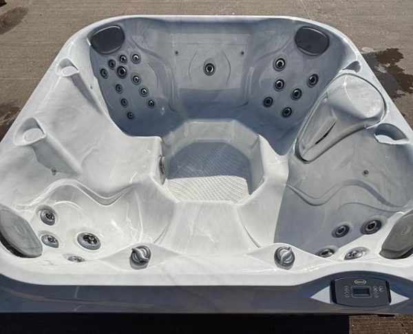 Jacuzzi J-225 - Image 5