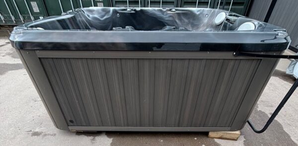 jacuzz j 325