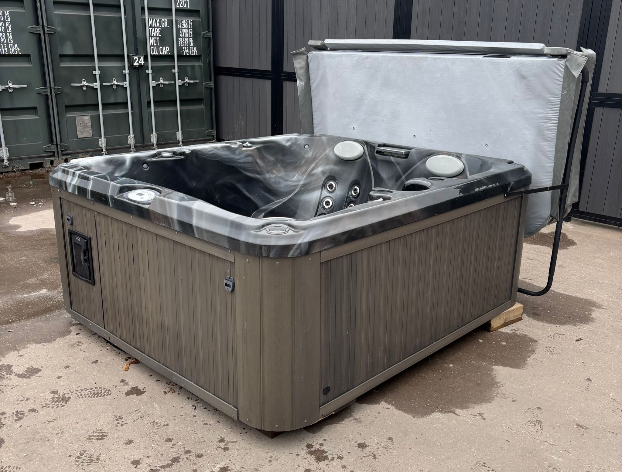 jacuzz j 325