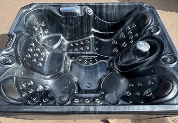 orca leisure chaser ii + 3kw air source heat pump