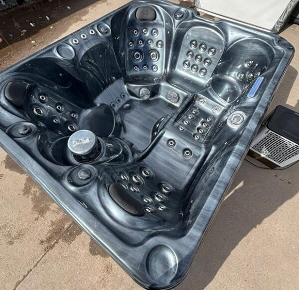 orca leisure chaser ii + 3kw air source heat pump