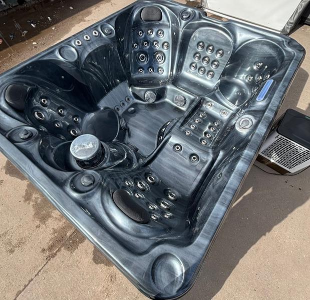 orca leisure chaser ii + 3kw air source heat pump