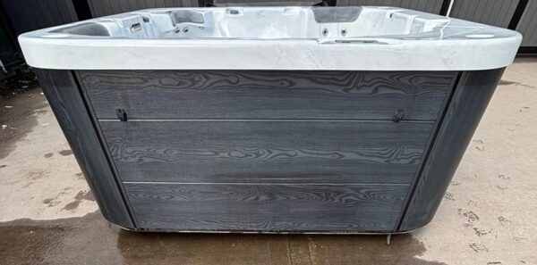 platinum spas torina