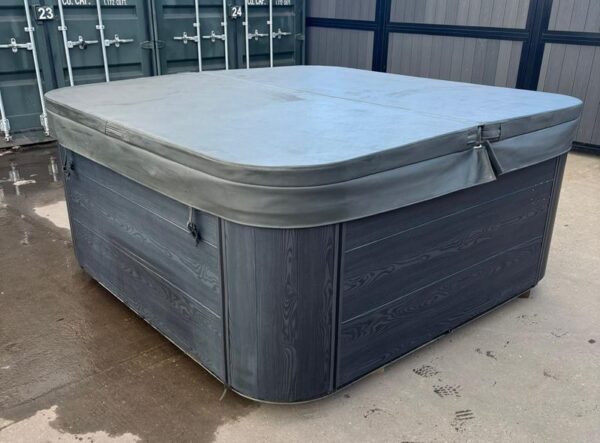platinum spas torina
