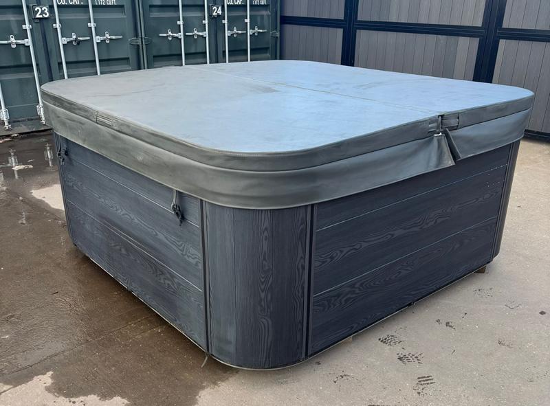 platinum spas torina