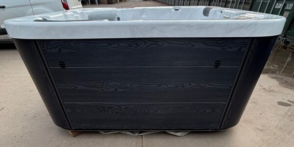 platinum spas torina
