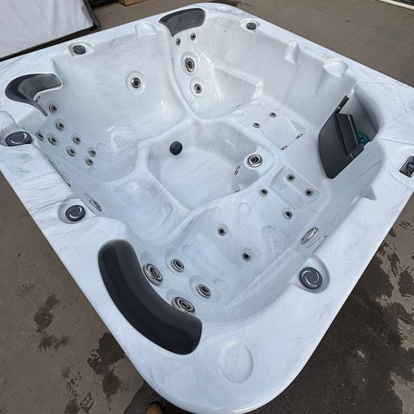 platinum spas torina