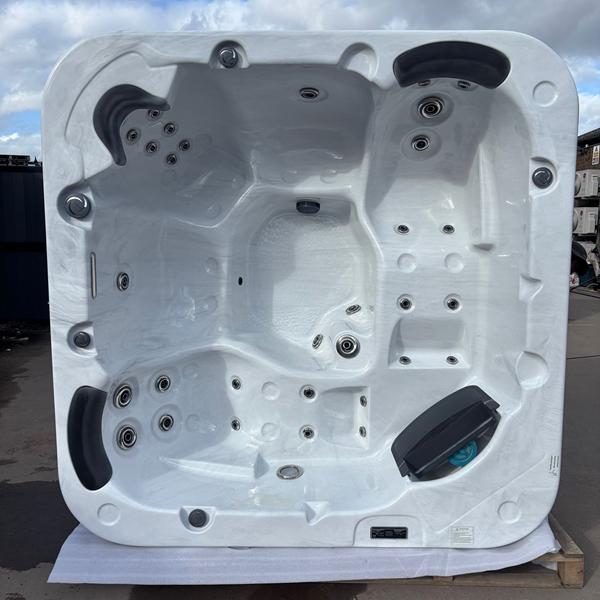 platinum spas torina