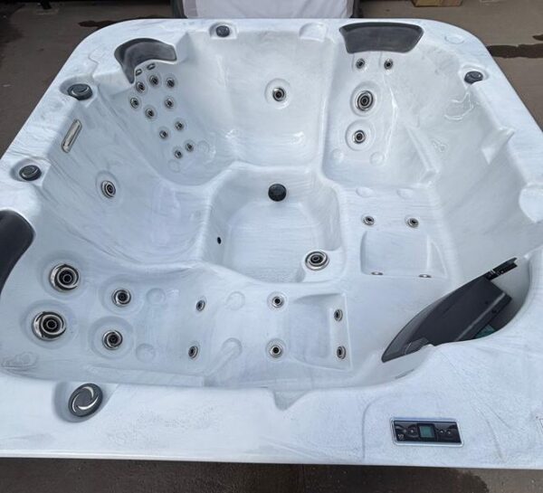 platinum spas torina
