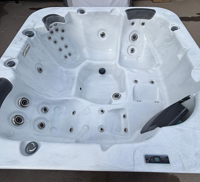 platinum spas torina