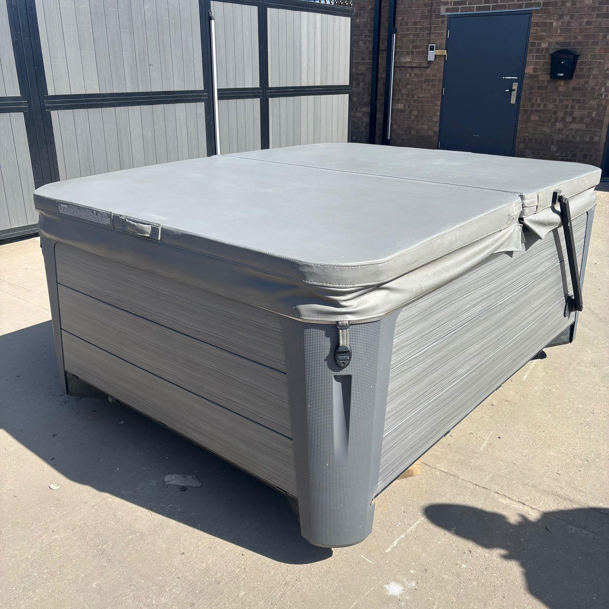 hot spring jetsetter lx