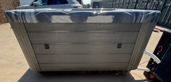 wellis pluto + 7 kw air source heat pump