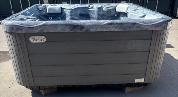 wellis pluto + 7 kw air source heat pump