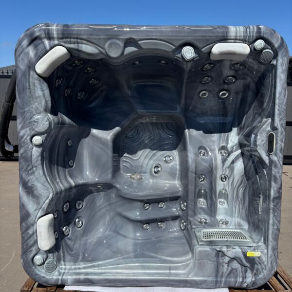 wellis pluto + 7 kw air source heat pump