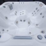 Malaga LifeDeluxe Hot Tub + 3kW heat pump