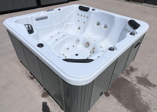 Platinum Spa Happy