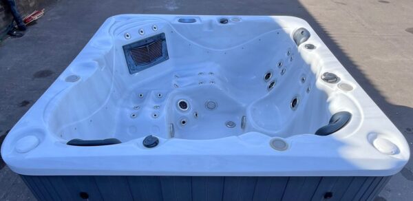 Poseidon Bay V1